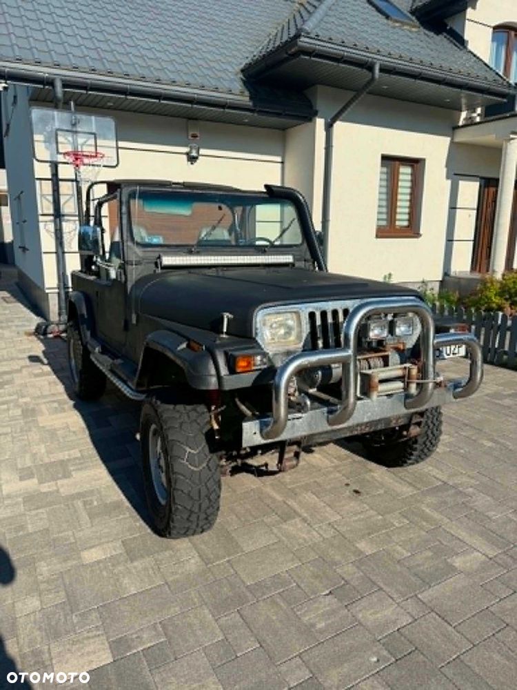 Jeep Wrangler - 2