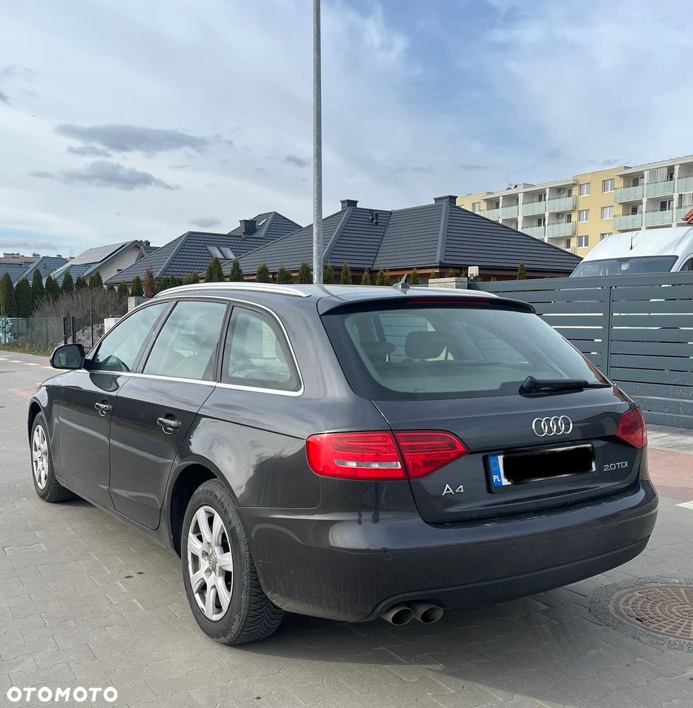 Audi A4 Avant 2.0 TDI - 4