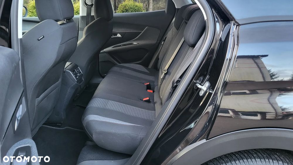 Peugeot 3008 PureTech 130 Stop & Start GPF Active Pack - 10