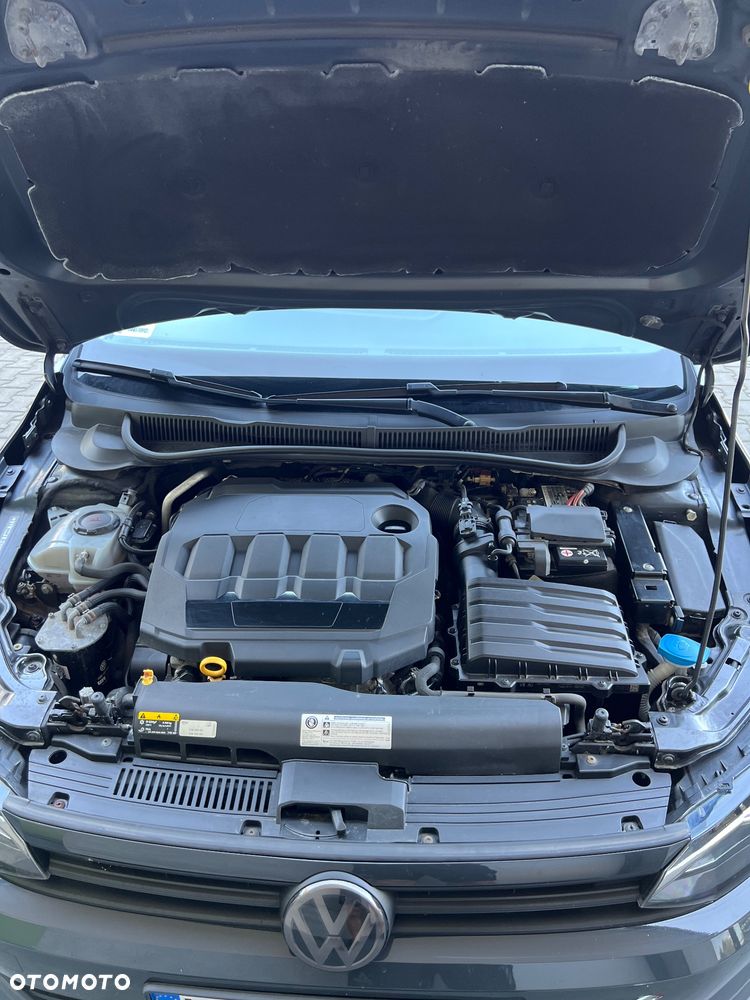Volkswagen Polo 1.6 TDI SCR Trendline - 6
