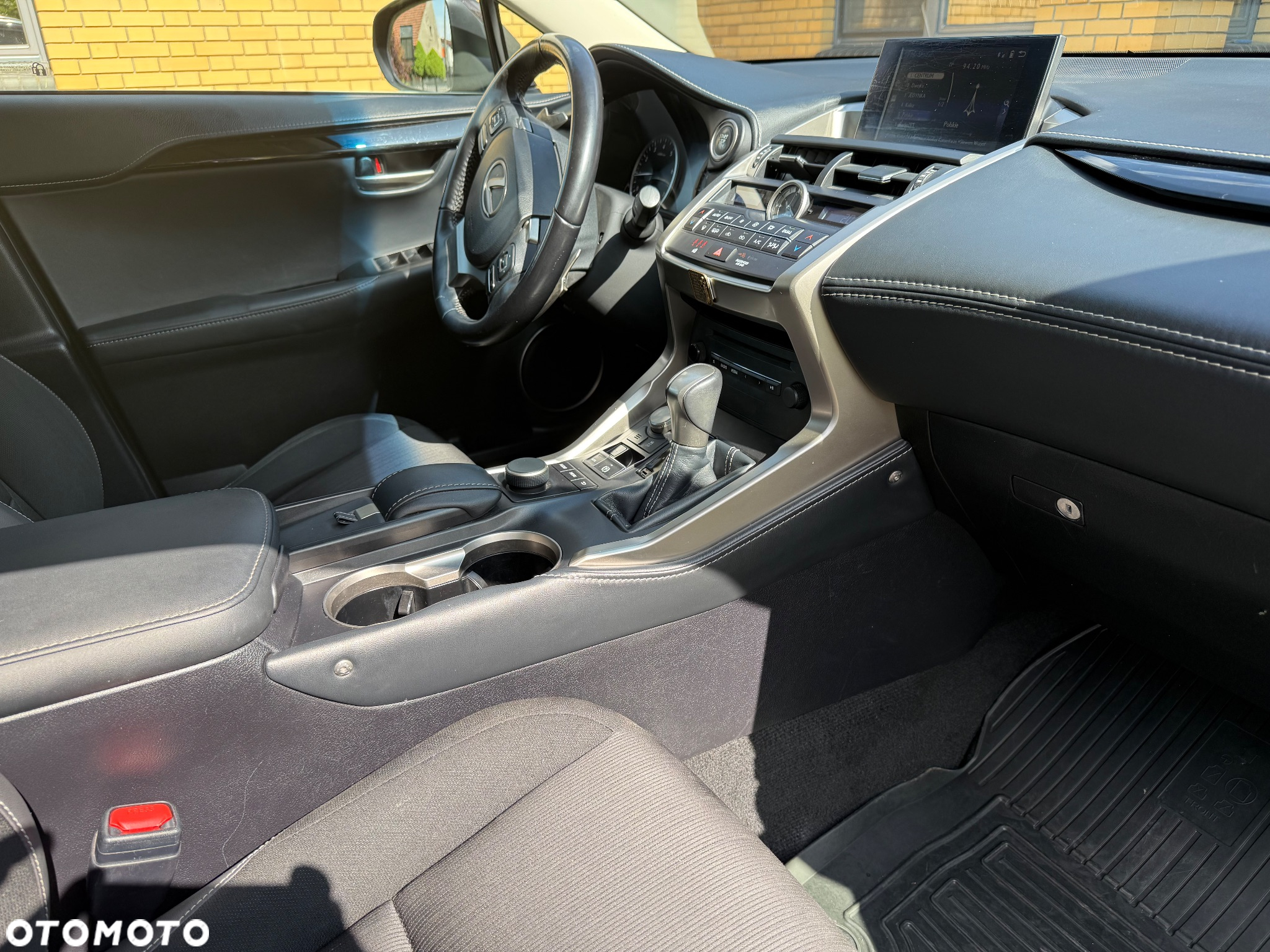 Lexus NX - 11