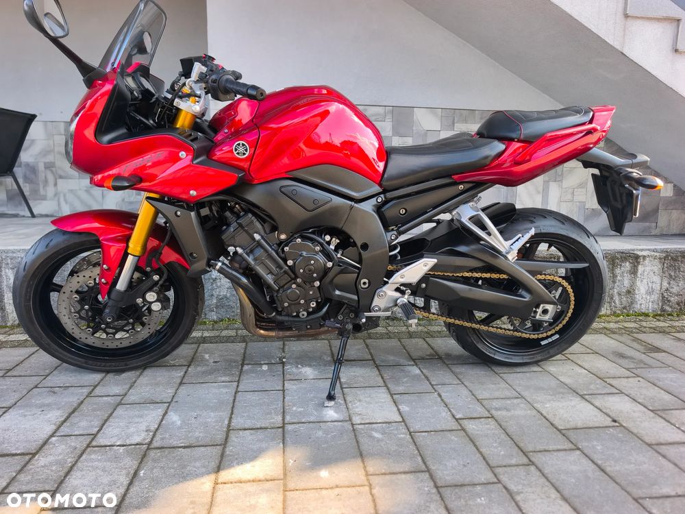 Yamaha FZ - 32