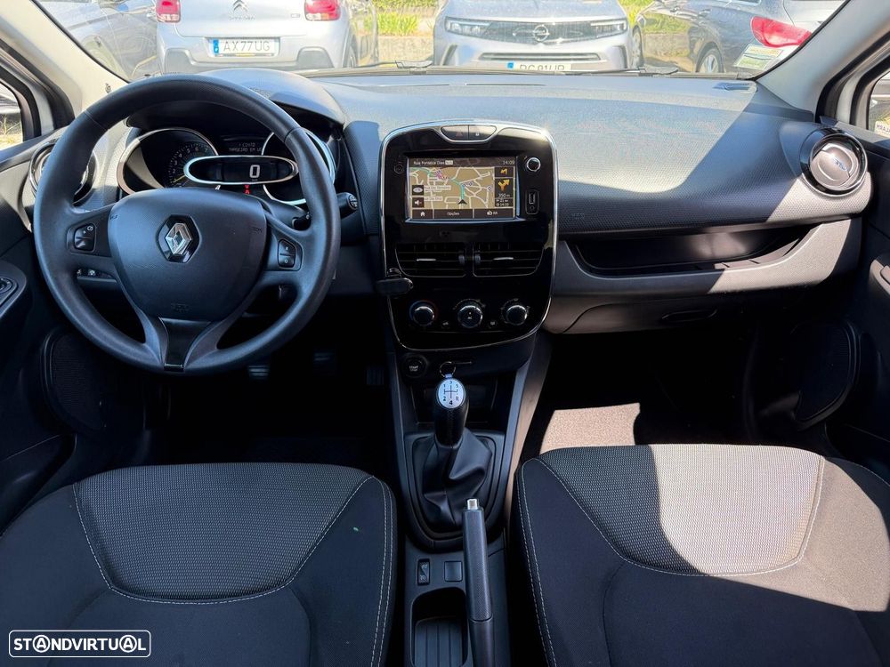Renault Clio 0.9 TCe Limited - 12