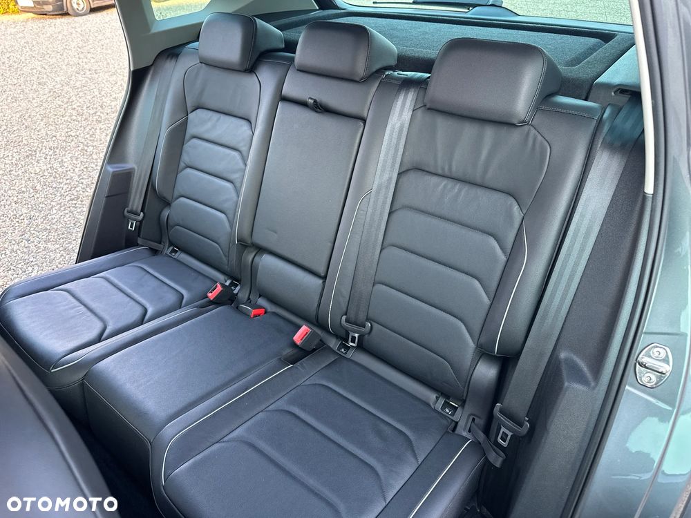 Volkswagen Tiguan - 17