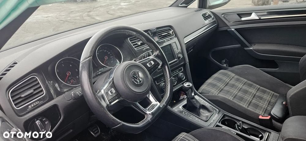 Volkswagen Golf GTD (BlueMotion Technology) - 11