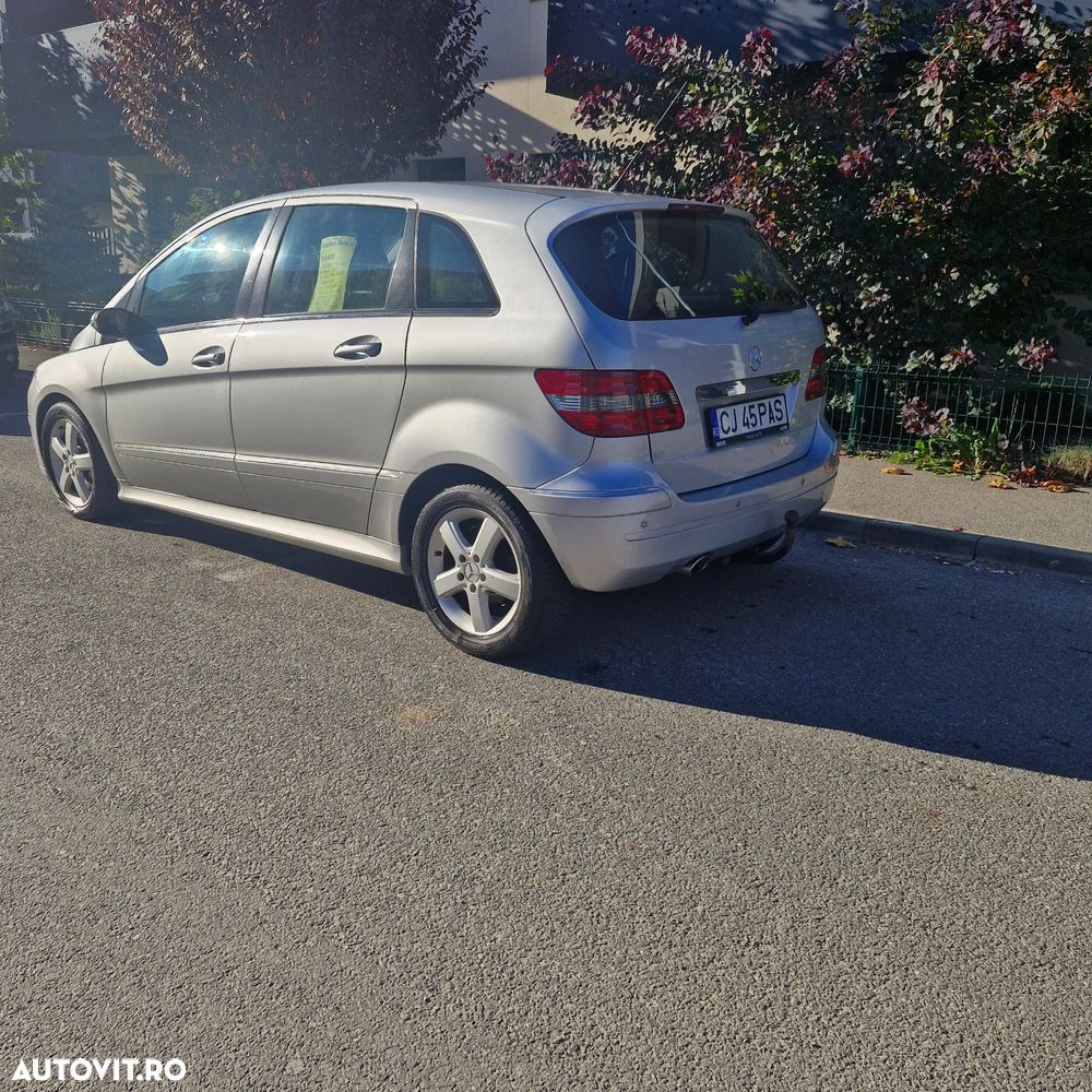Mercedes-Benz B 200 - 13