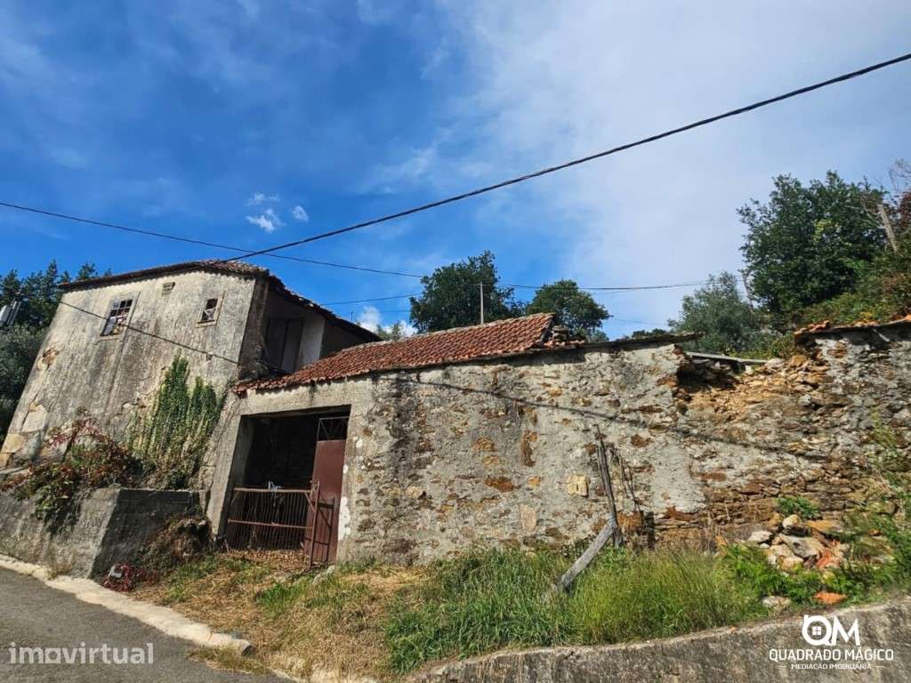 Uma casa por reinventar, 1.827 m² para sonhar, descubra este imóvel! - Grande imagem: 3/38