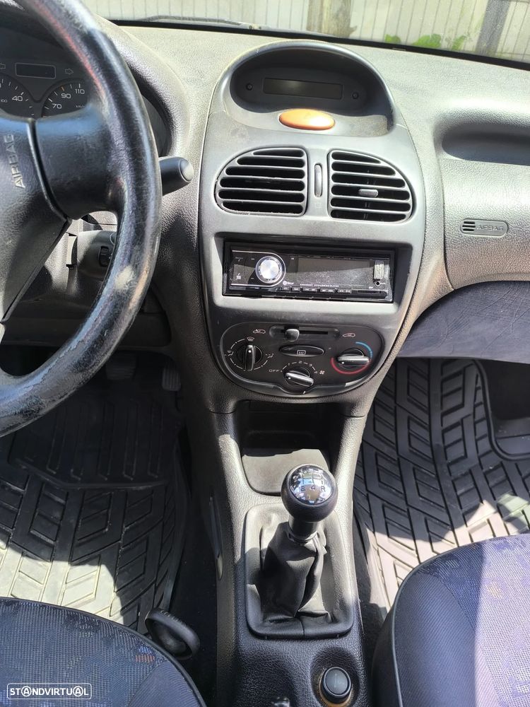 Peugeot 206 1.4 HDi Black & Silver - 12