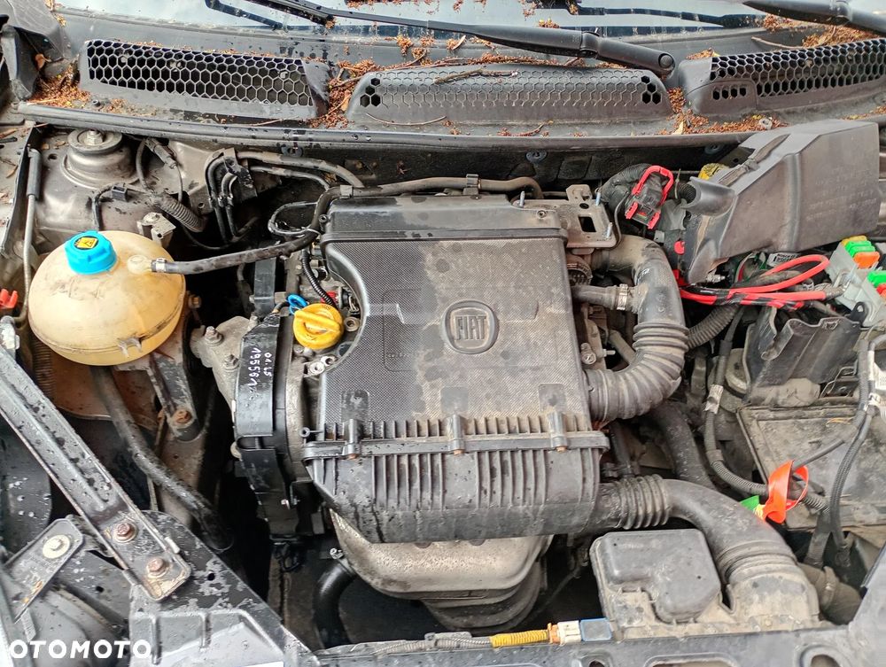 FIAT BRAVO II 07-10 1.4 16V OSŁONA PRZECIWSŁONECZNA PRAWA LEWA DASZEK SŁONECZNIK - 17