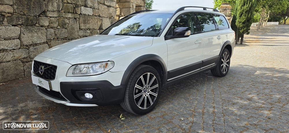 Volvo XC 70 2.0 D4 Momentum Geartronic - 10