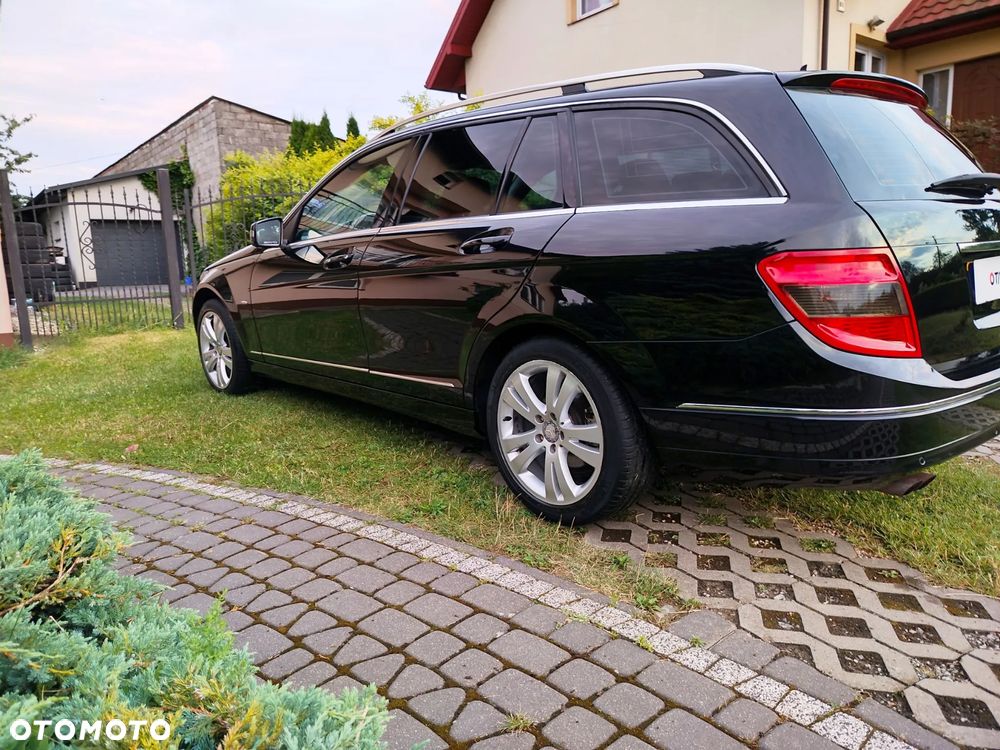 Mercedes-Benz Klasa C 180 T Kompressor Automatik BlueEFFICIENCY Avantgarde - 9