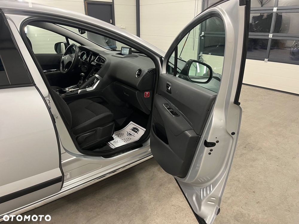 Peugeot 3008 HDi FAP 115 Style - 17