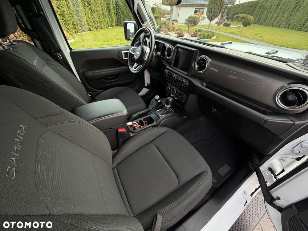 Jeep Wrangler Unlimited GME 2.0 Turbo Sahara - 5