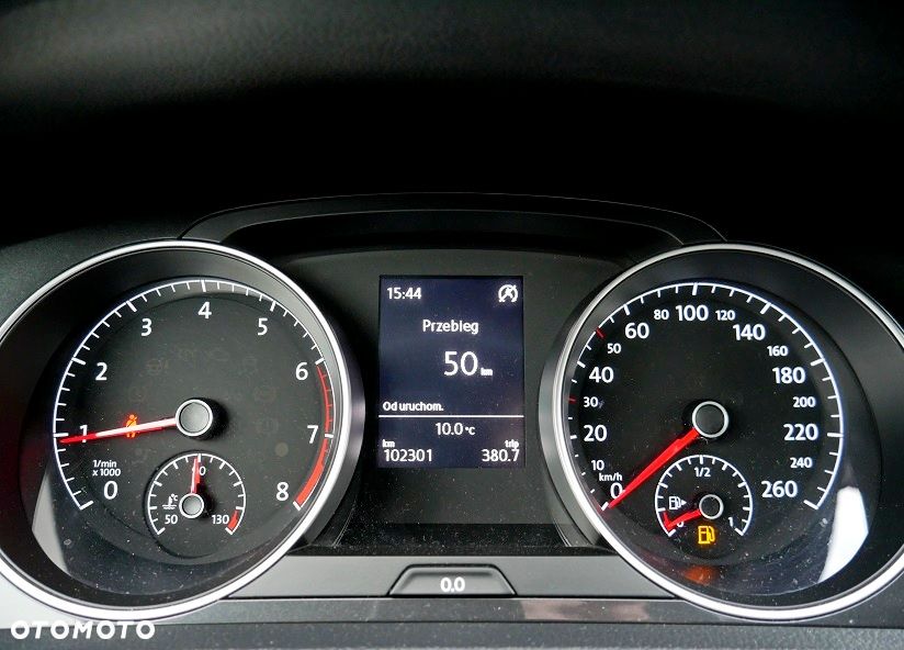 Volkswagen Golf 1.5 TSI BMT Comfortline - 8