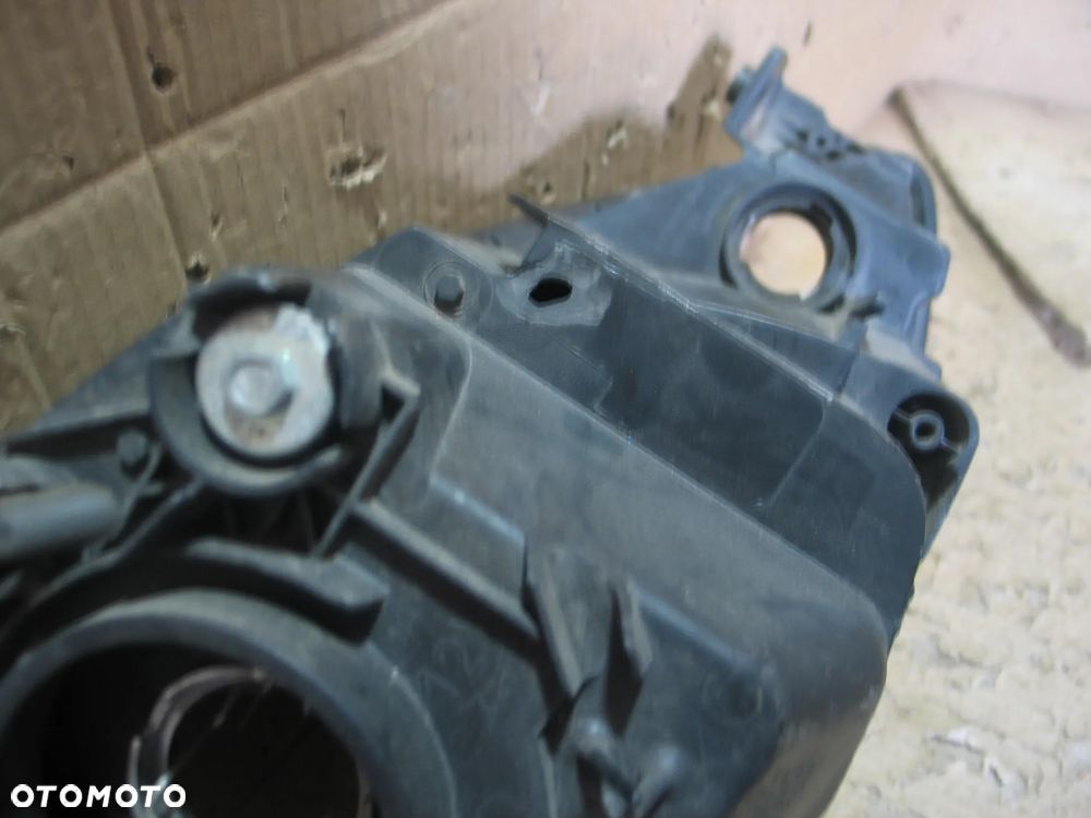 lampa lewy przod mazda demio 3 III mazda 2 II 07-14r. europa - 16