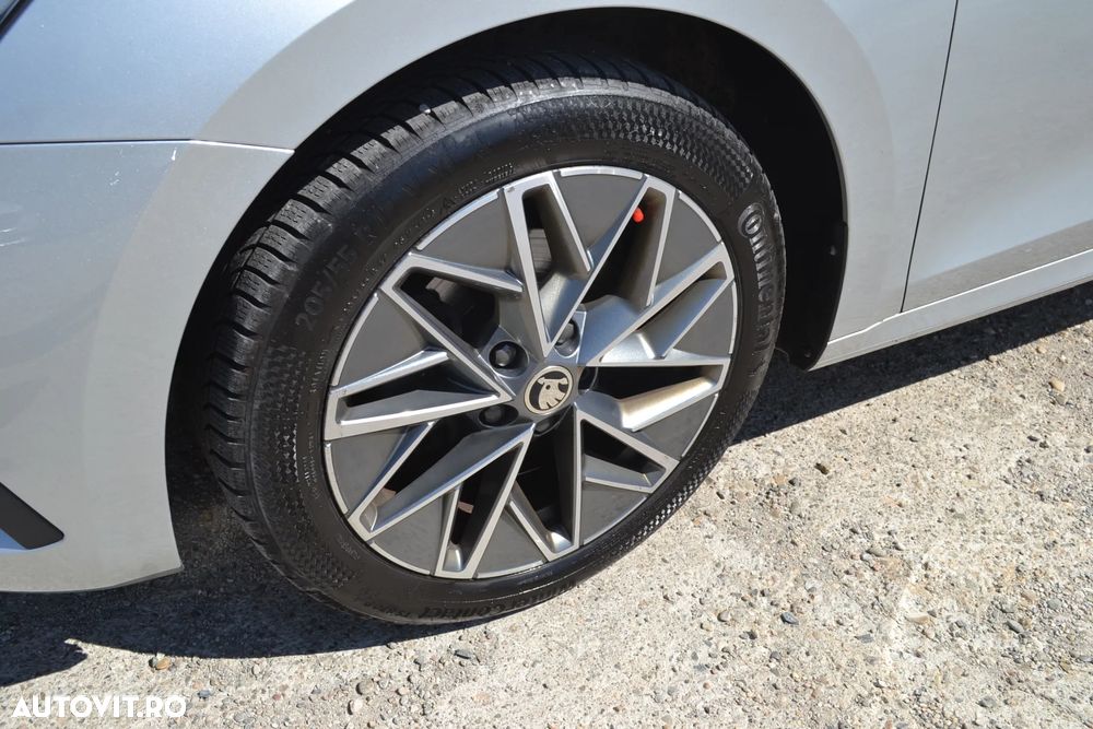 Skoda Octavia 2.0 TDI DSG Tour - 35