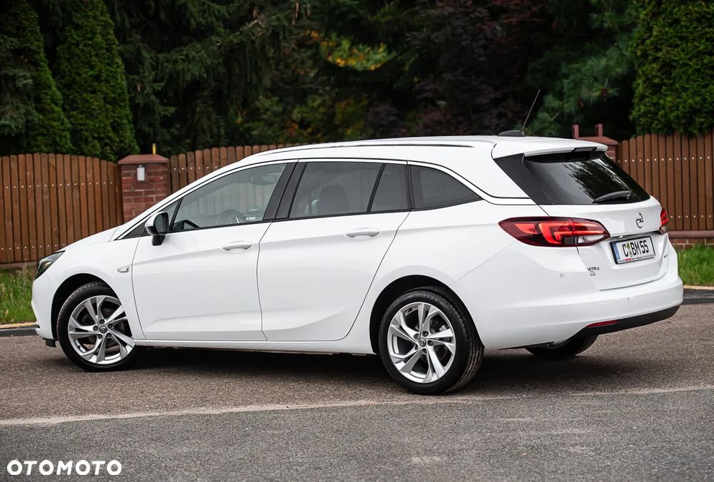 Opel Astra 1.4 Turbo Start/Stop Business - 10