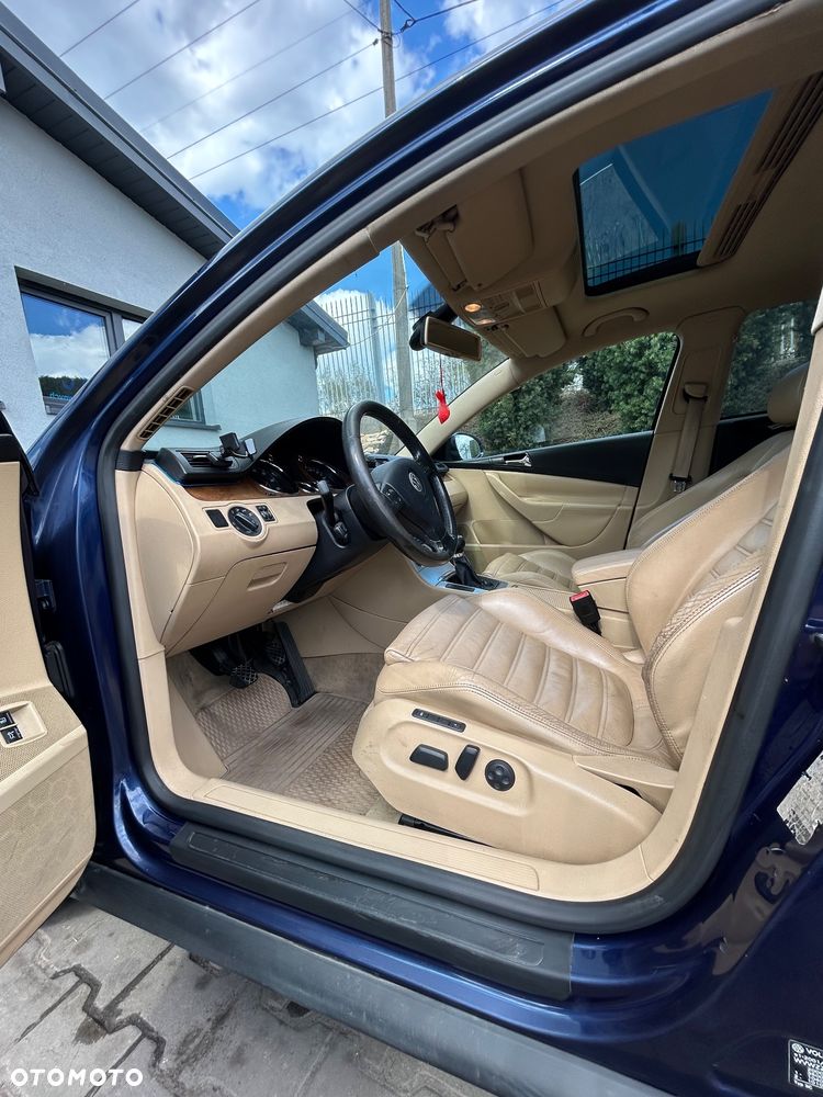 Volkswagen Passat ver-2-0-fsi-individual - 16