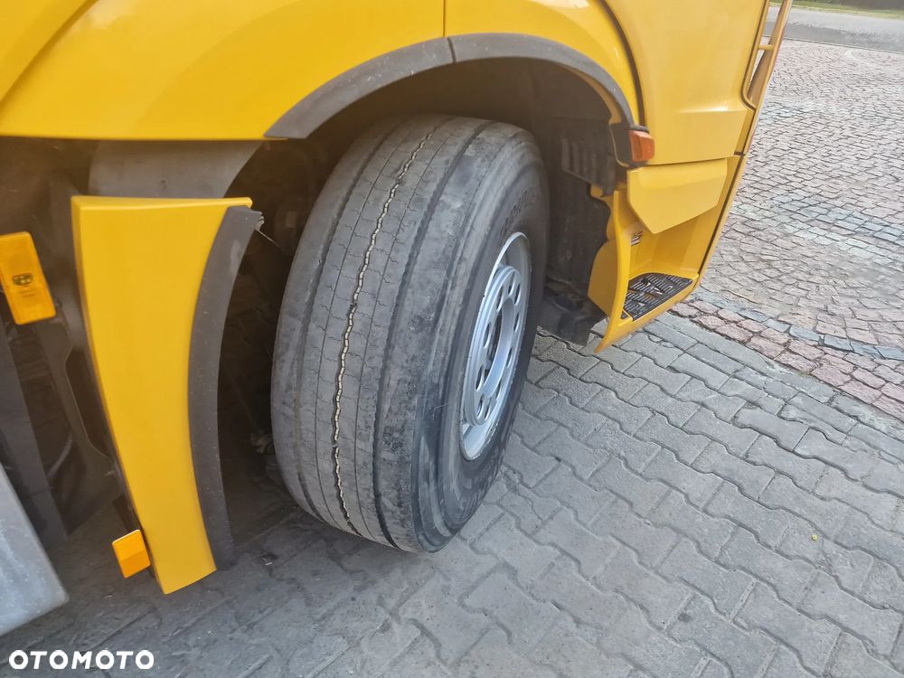 Mercedes-Benz Actros - 17