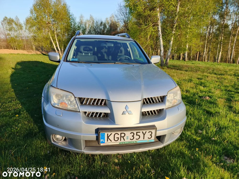 Mitsubishi Outlander 2.0 Intense DAKAR - 2