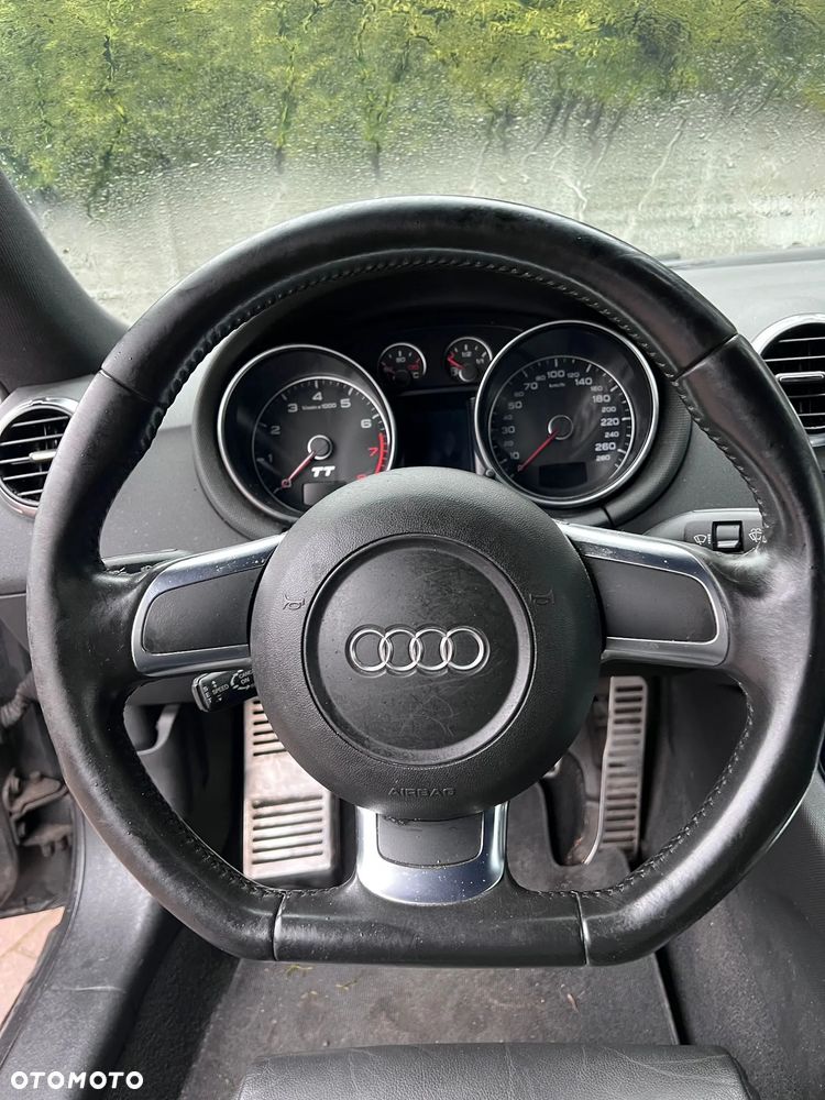 Audi TT Coupé - 16
