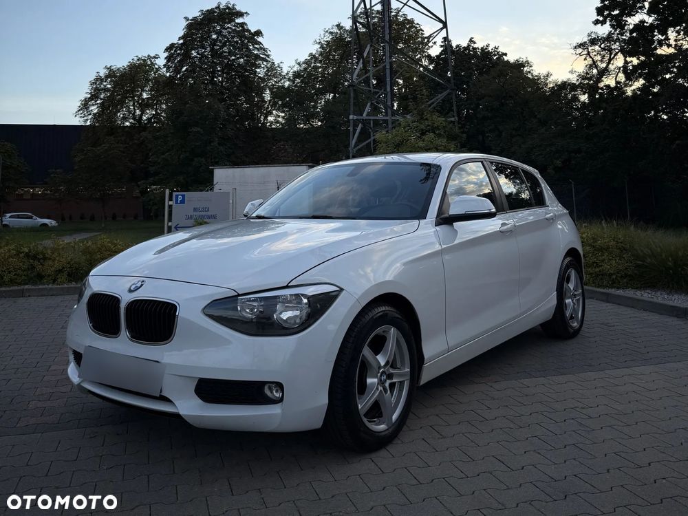 BMW Seria 1 116i - 8