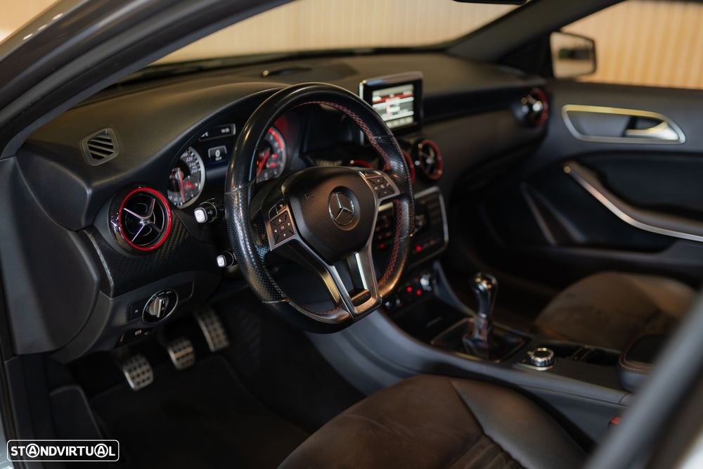 Mercedes-Benz A 180 CDI AMG Line - 2