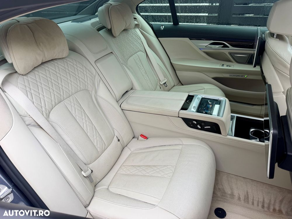 BMW Seria 7 740Ld xDrive - 17