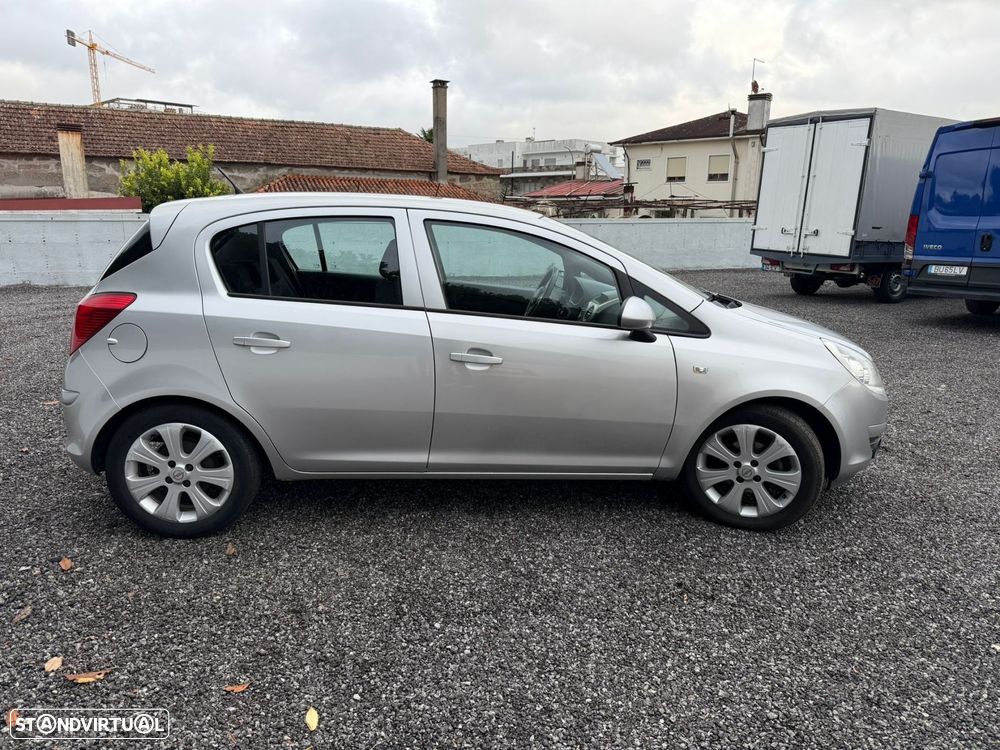 Opel Corsa 1.3 CDTi Enjoy - 12