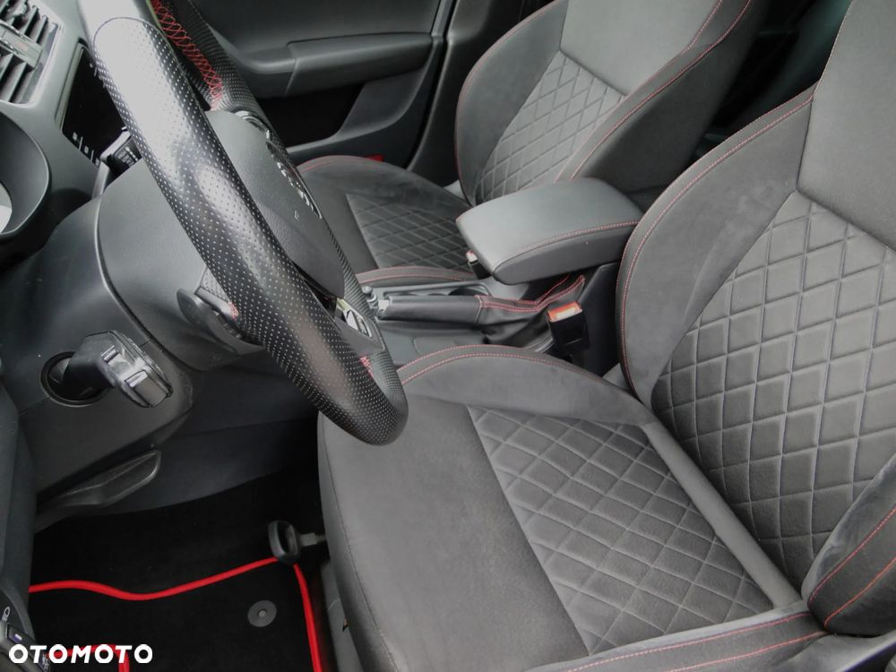 Skoda Octavia 2.0 TDI RS Challenge DSG - 20