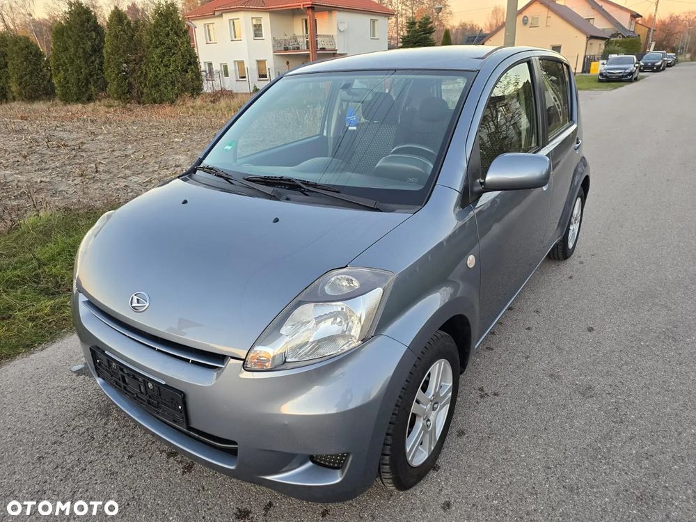 Daihatsu Sirion 1.3 - 12