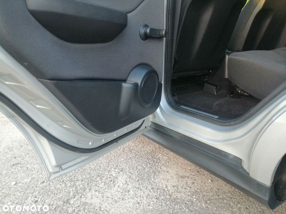 Mercedes-Benz Klasa A 150 Classic Edition 10 - 15