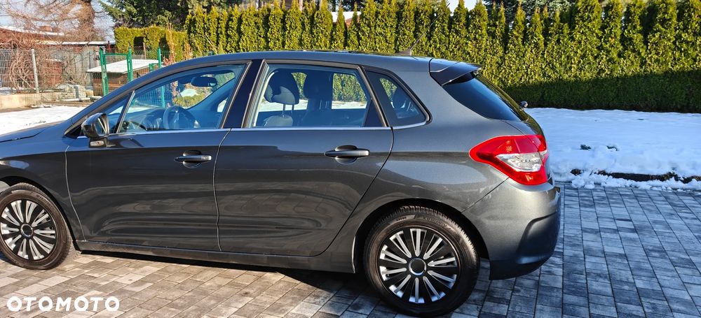 Citroën C4 1.6 HDi Magic - 8