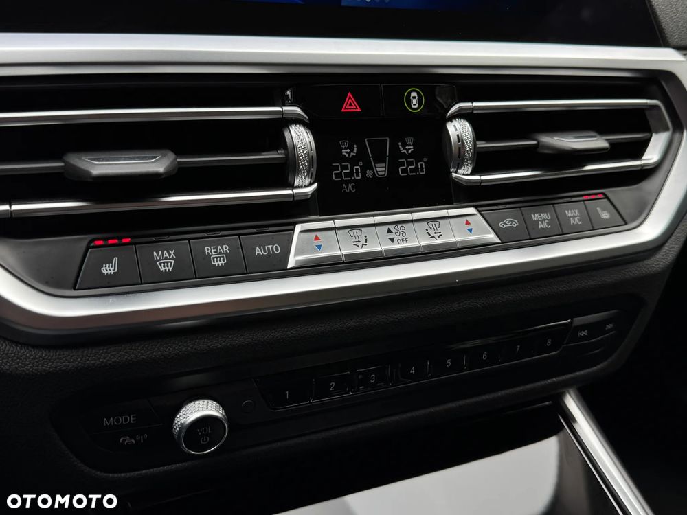 BMW Seria 3 320i xDrive Sport Line - 20