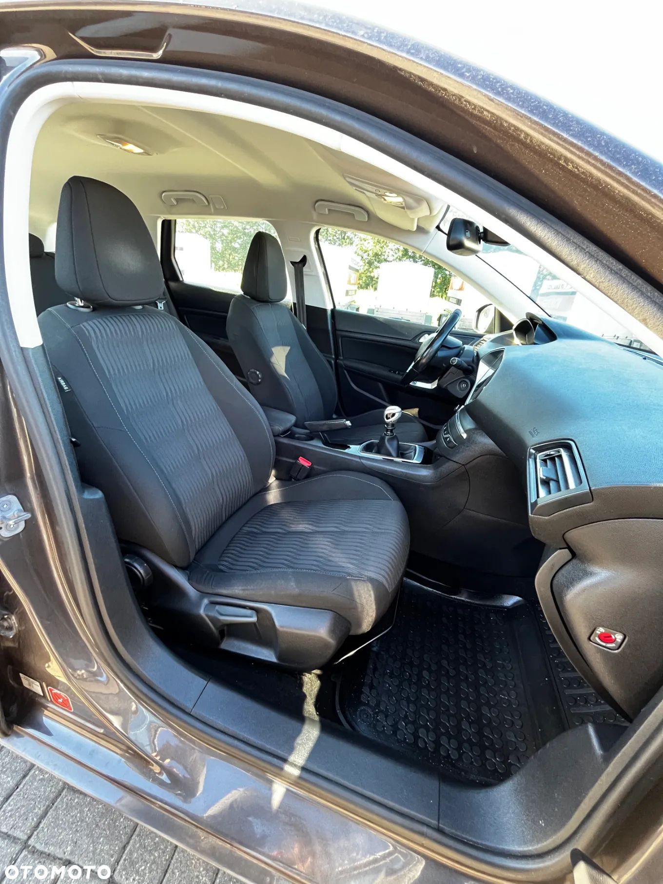 Peugeot 308 SW 1.2 PureTech Active S&S - 21