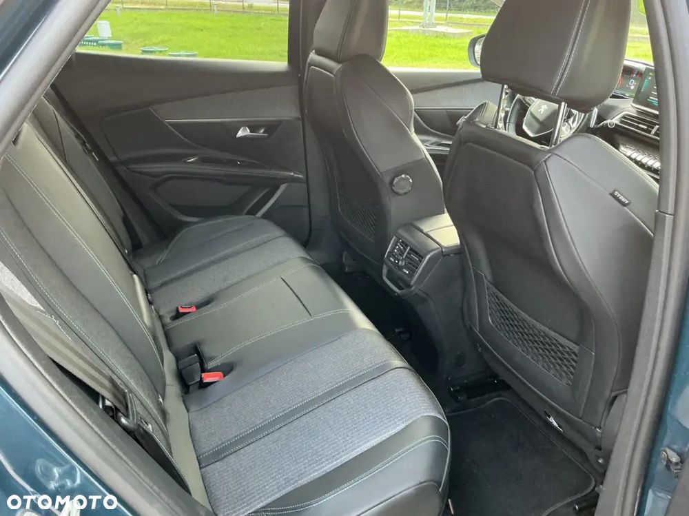 Peugeot 3008 1.6 PureTech Hybrid PHEV Allure Pack S&S EAT8 - 12