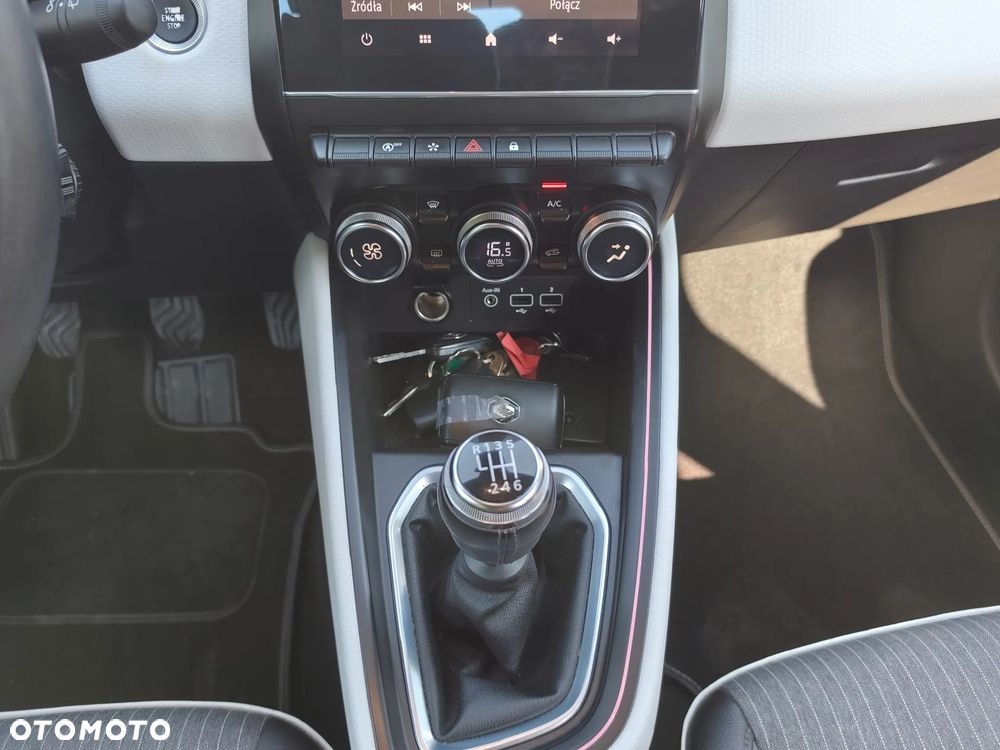 Renault Clio BLUE dCi 100 BUSINESS EDITION - 38