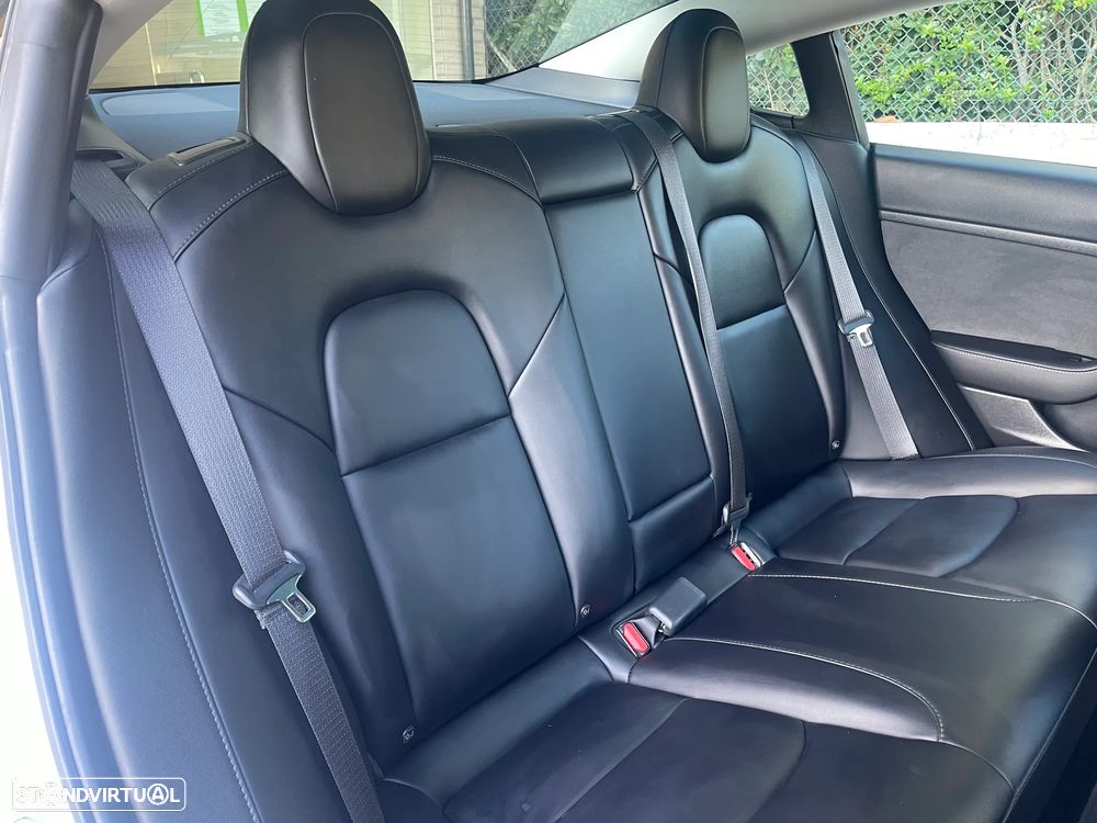 Tesla Model 3 Standard Range Plus RWD - 25