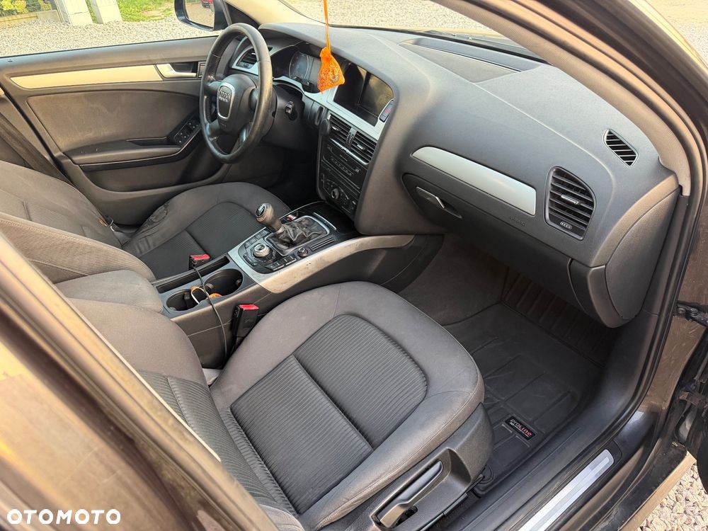 Audi A4 Avant - 6