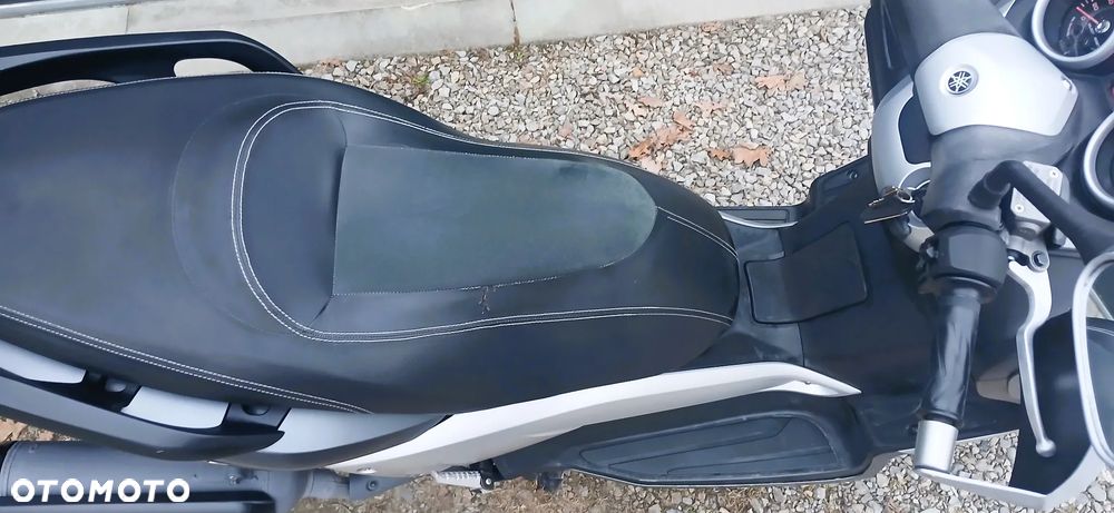 Yamaha X-max - 9
