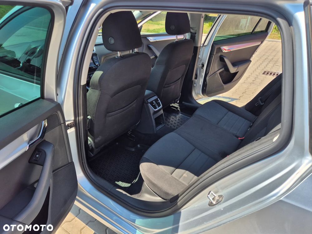 Skoda Octavia 2.0 TDI Style - 23