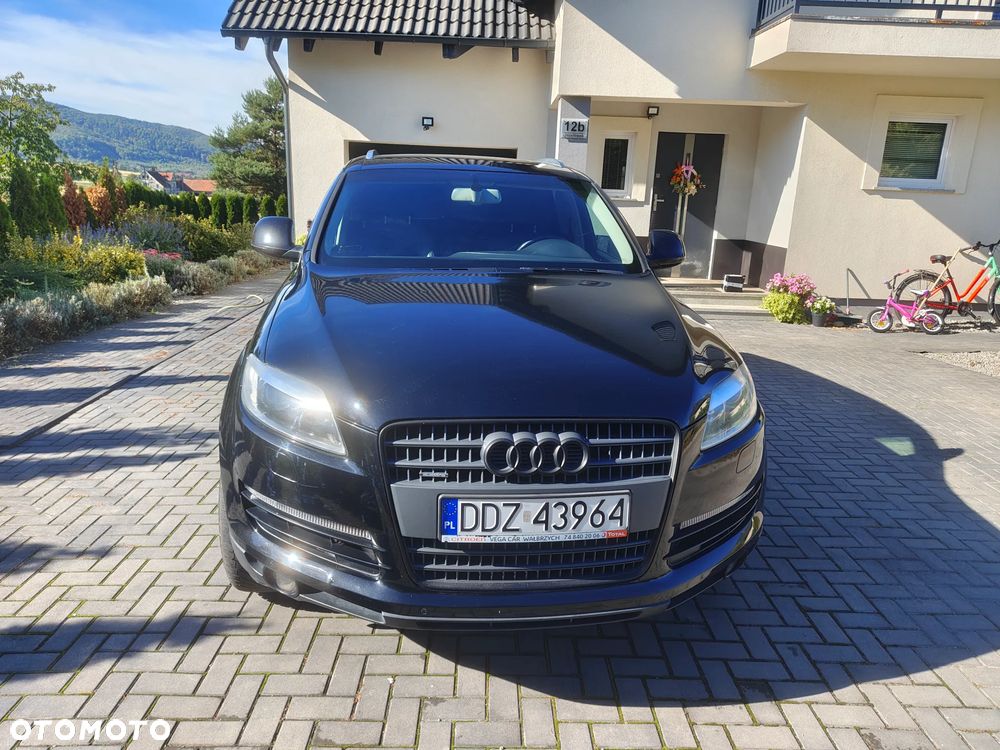 Audi Q7 2006 photo 4