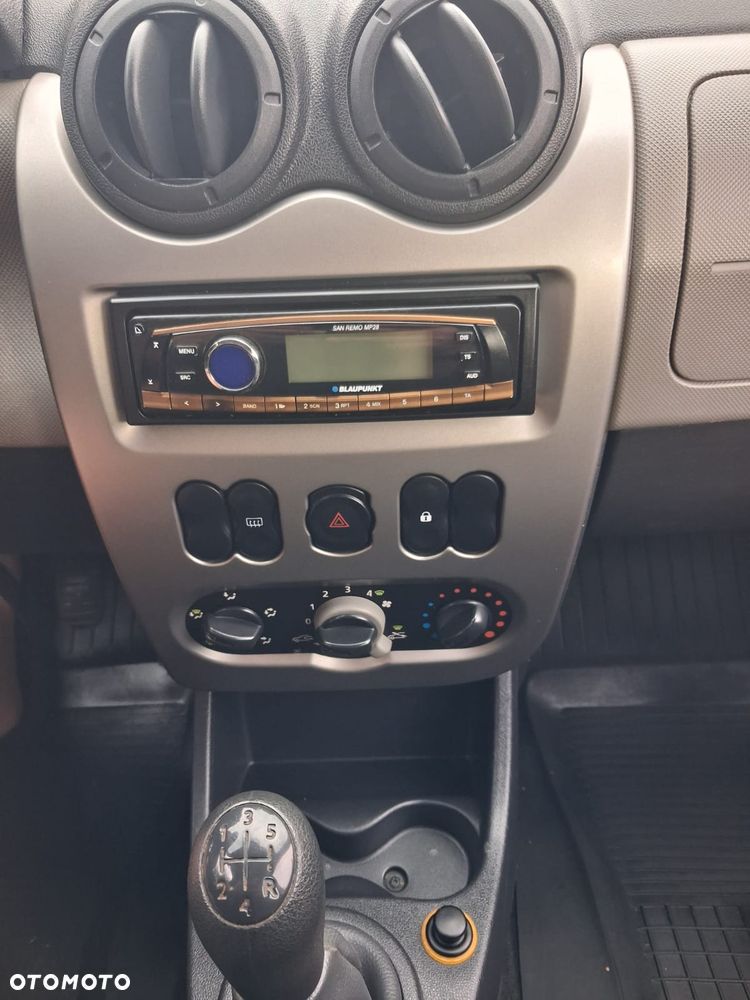 Dacia Sandero - 22