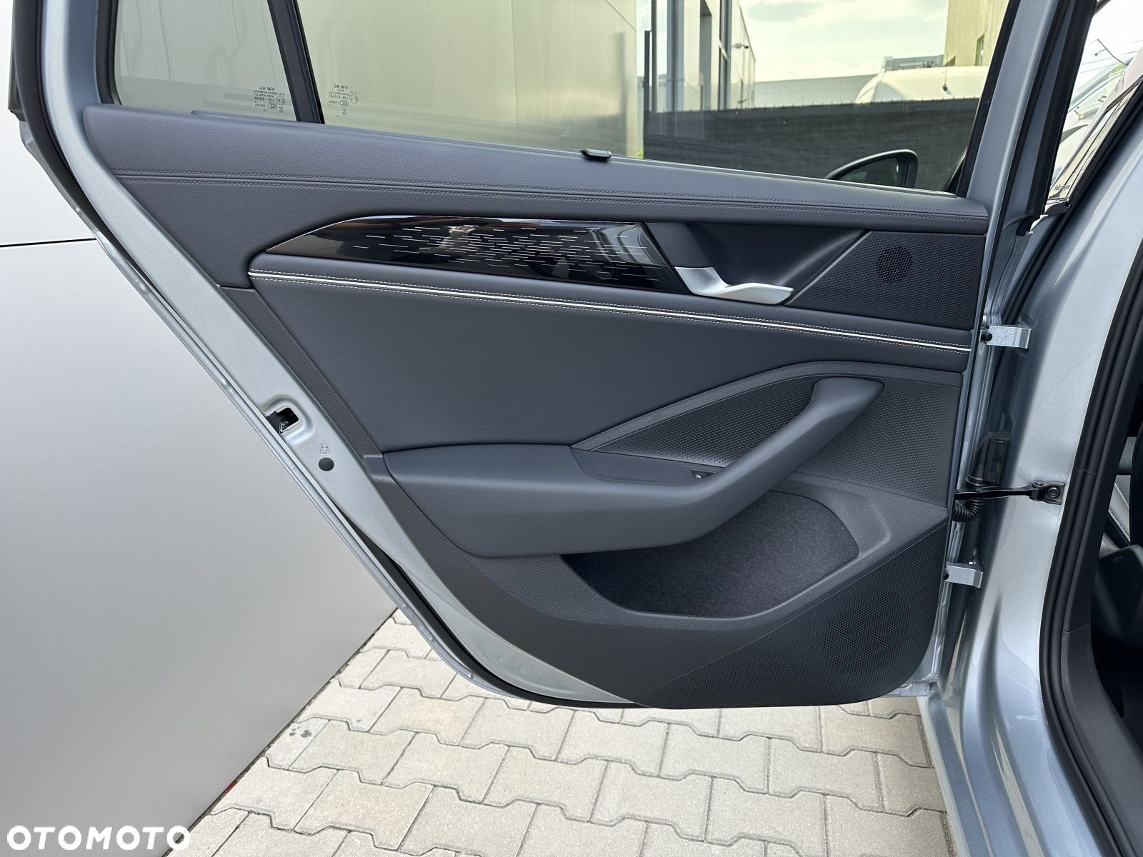 Volkswagen Passat - 18