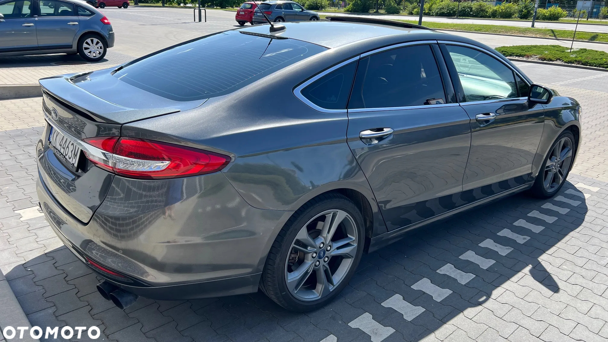 Ford Fusion - 4
