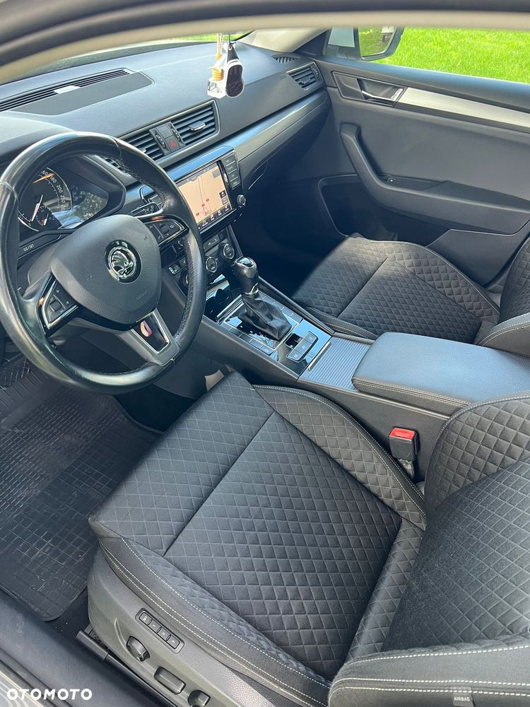 Skoda Superb 2.0 TDI Active DSG - 4