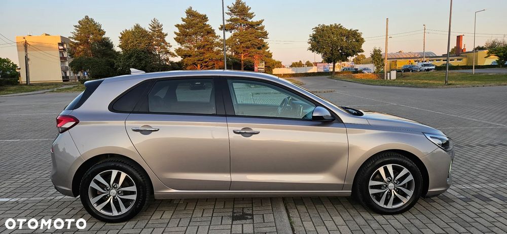 Hyundai i30 1.0 T-GDI Pure - 26