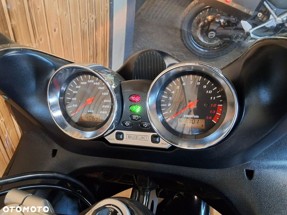 Suzuki Bandit - 13