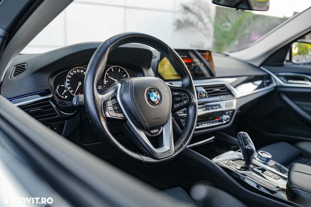 BMW Seria 5 520d Aut. Sport Line - 20