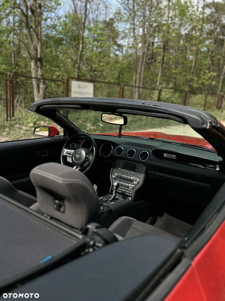 Ford Mustang 3.7 V6 - 13